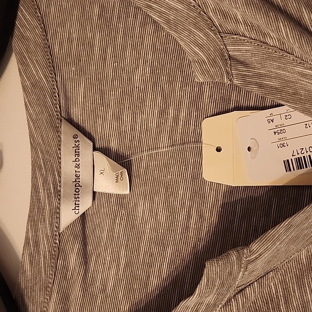 NWT. Christopher & Banks. Gray/white 3/4 sleeve Top. XL - Picture 2 of 7